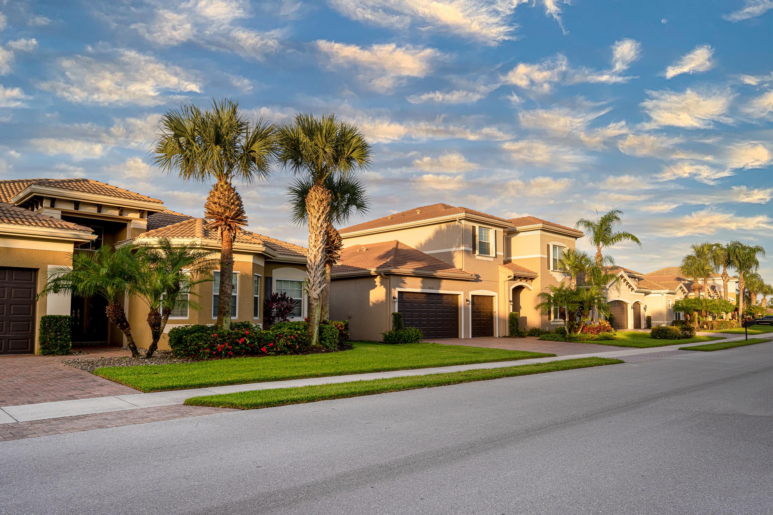 Marbella Lakes Home Street View