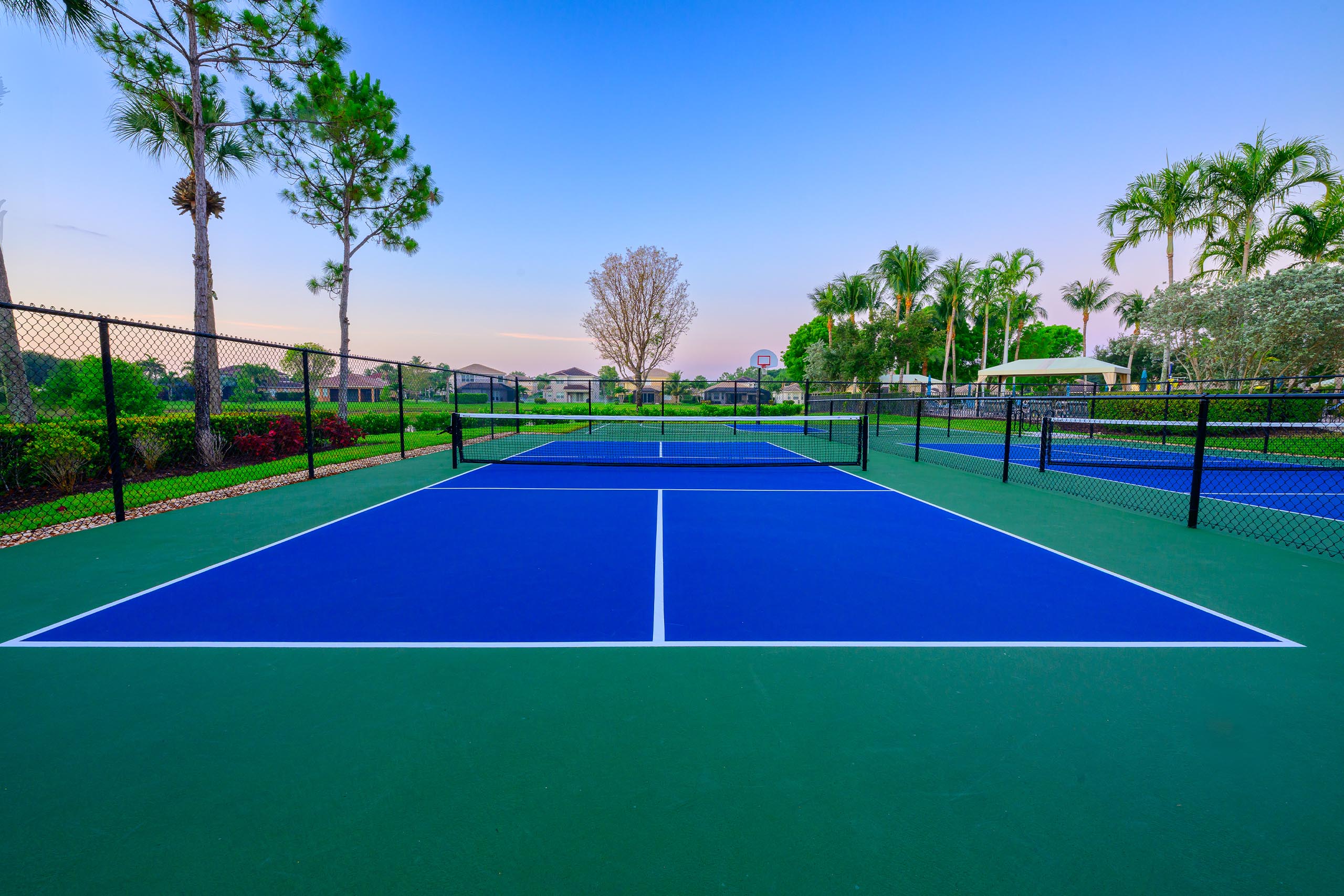 Marbella Lakes Pickleball
